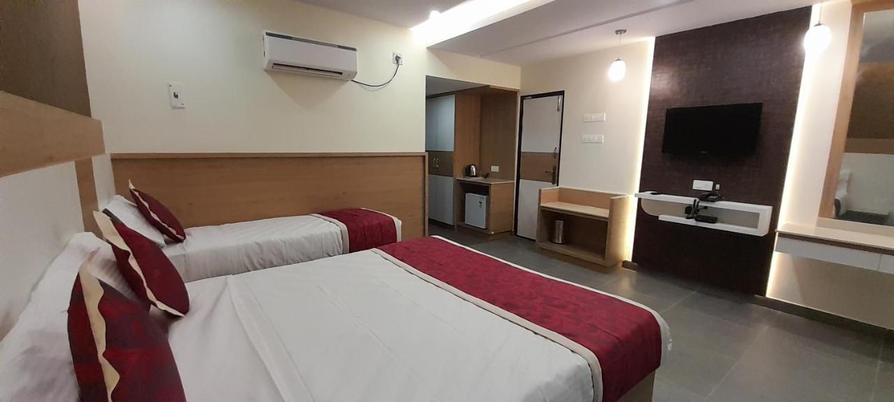 Hotel Golden Sand Веланканни Экстерьер фото